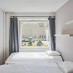 Norden Homes Peaceful & Apt. Free Parking Apartment *